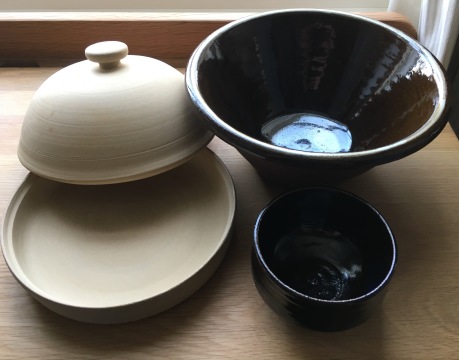 Baking set; baking crock, pancheon and bowl for setting leaven